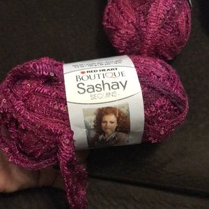 Sashay ruffle yarn